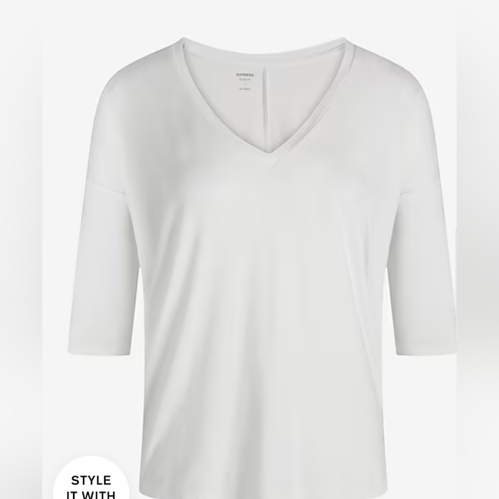 Express Relaxed V-Neck Three Quarter Sleeve London Tee size M NWOT Color White - Picture 2 of 6